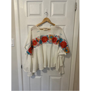 Savanna Jane floral bohemian white blouse size m/l